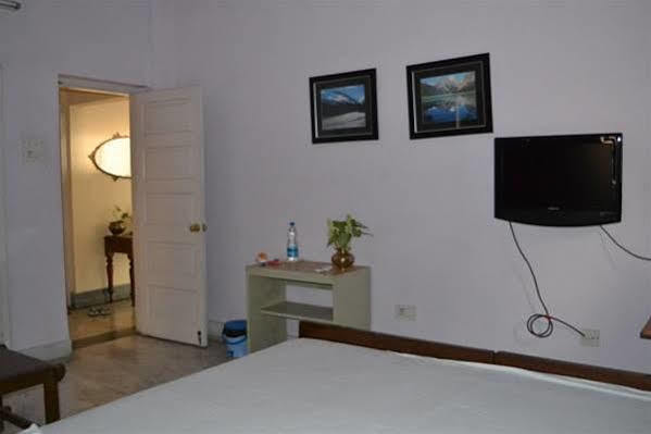 Monorama Guest House Calcutta Exteriör bild